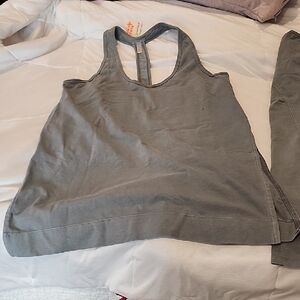 NWT SMALL FREE PEOPLE MOVEMENT HOT SHOT BARE IT ALL SET.